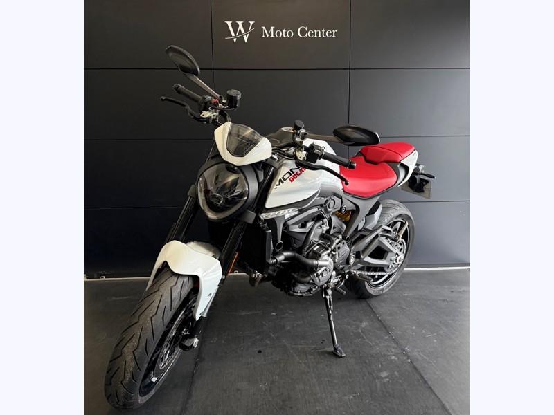 Image Ducati MONSTER + A2  