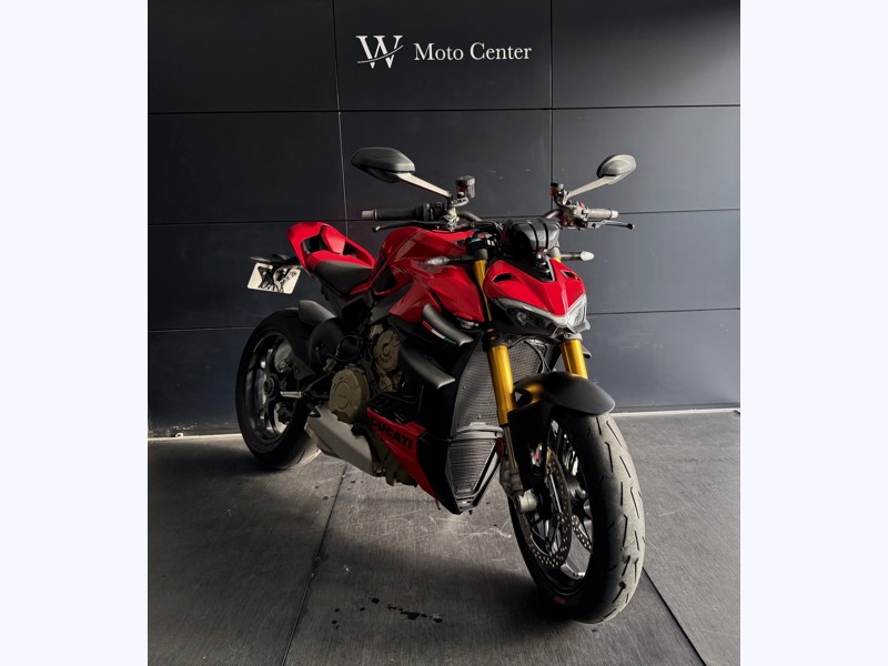 Image Ducati STREETFIGHTER V4 s  