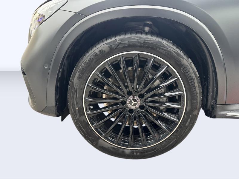 Image Mercedes-Benz GLC SUV GLC 450 d 4MATIC AMG Line  GLC 450 d 4MATIC AMG Line