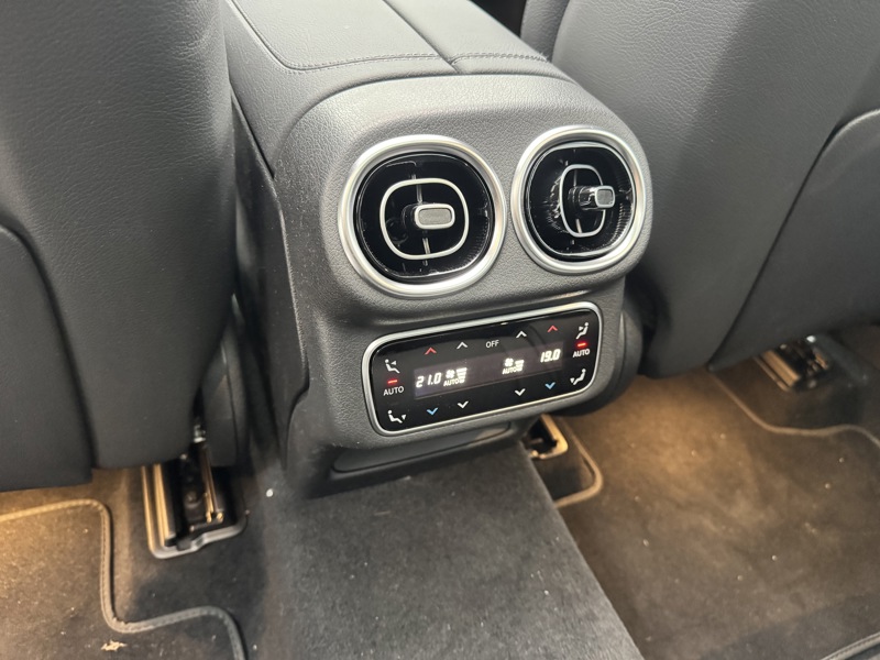 Image Mercedes-Benz GLC SUV GLC 450 d 4MATIC AMG Line  GLC 450 d 4MATIC AMG Line