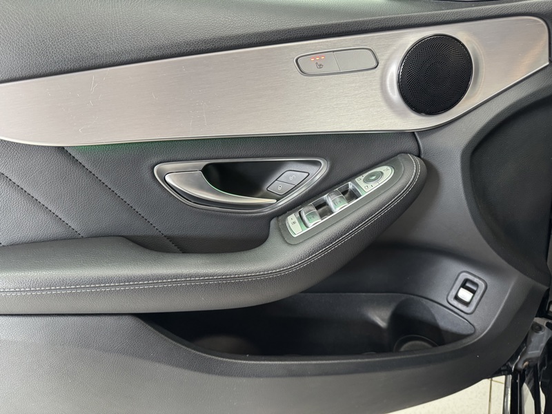 Image Mercedes-Benz CLASSE C BREAK Classe C 300 de Break AMG Line  Classe C 300 de Break AMG Line