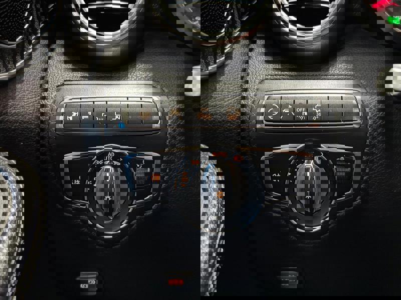 Image Mercedes-Benz CLASSE C BREAK C 220 d Break Sportline  C 220 d 4MATIC Break Fascination