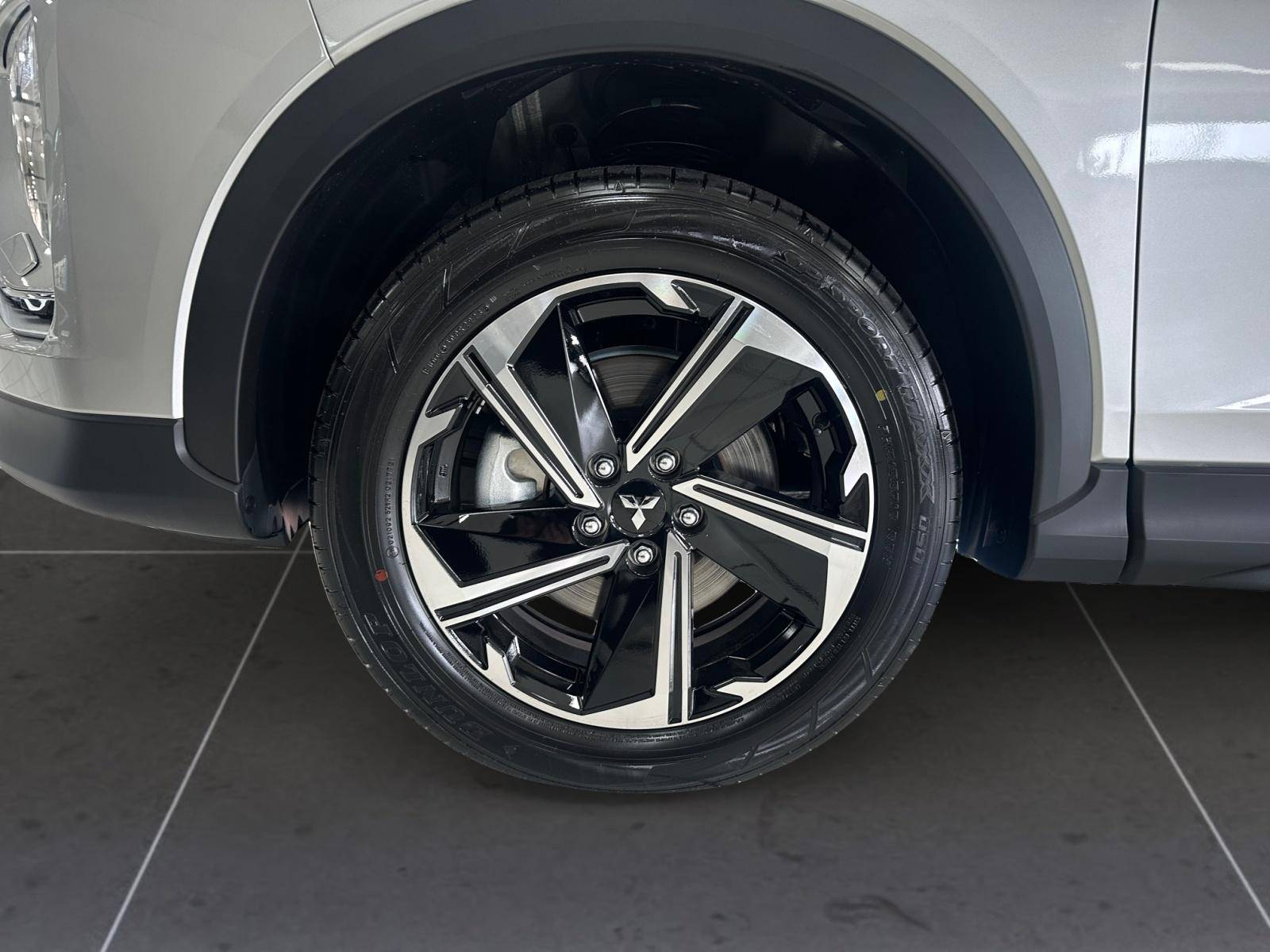 Image Mitsubishi ECLIPSE CROSS 2.4 Twin Motor 4WD Business  ECLIPSE CROSS PHEV BUSINESS MY23