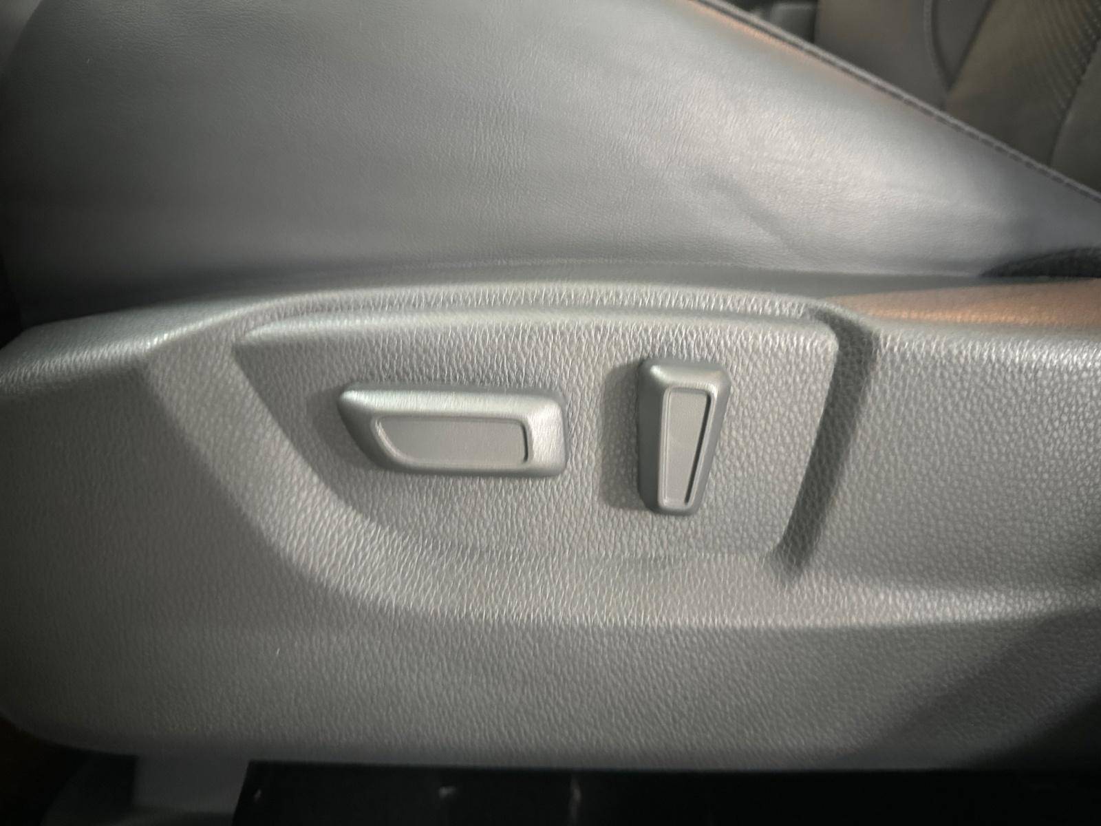 Image Mitsubishi ECLIPSE CROSS 2.4 Twin Motor 4WD Business  ECLIPSE CROSS PHEV BUSINESS MY23