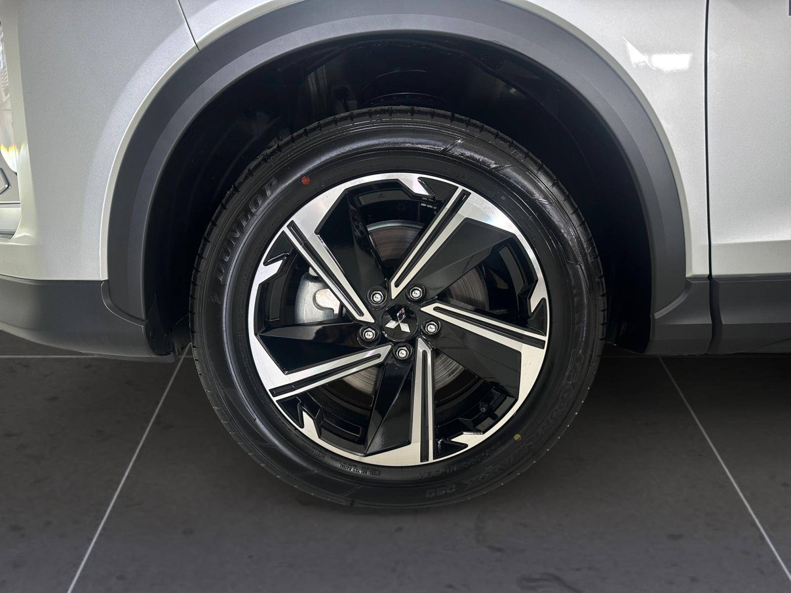 Image Mitsubishi ECLIPSE CROSS 2.4 Twin Motor 4WD Business  ECLIPSE CROSS PHEV BUSINESS MY23