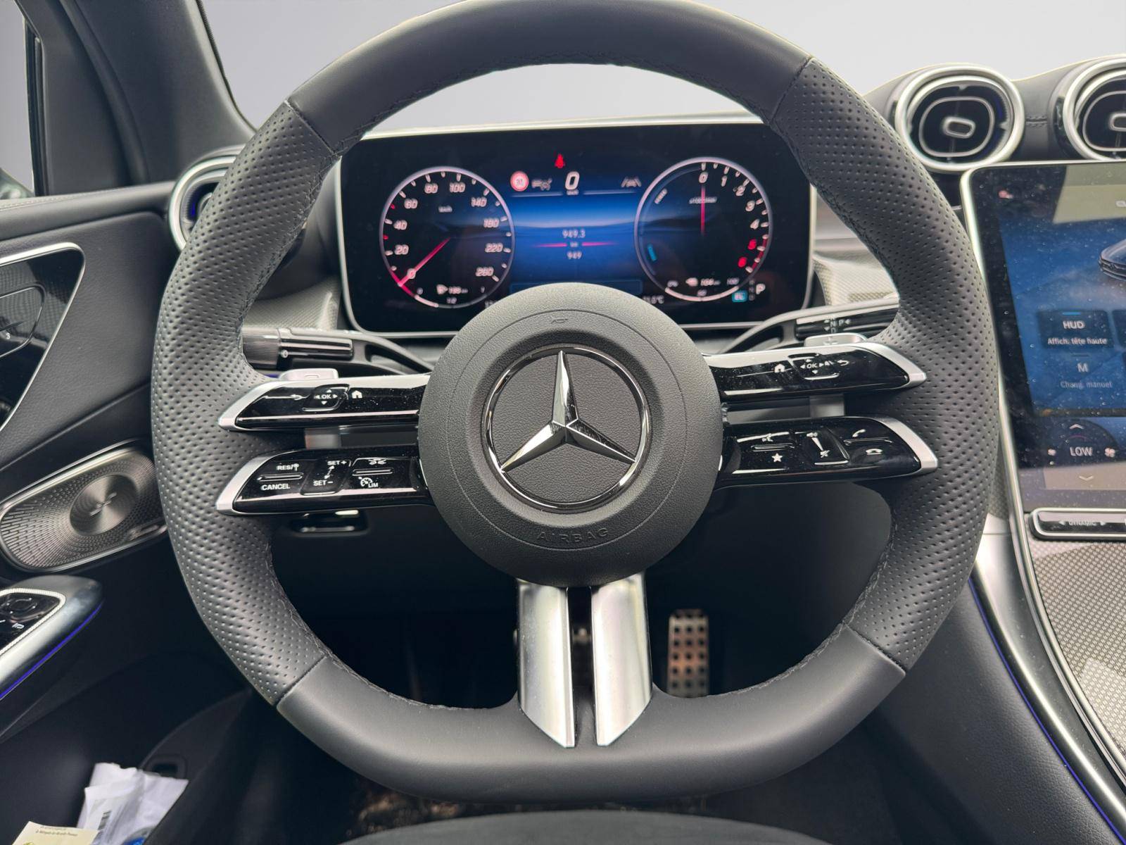 Image Mercedes-Benz GLC COUPÉ GLC 300 de Hybrid EQ 4MATIC Coupé AMG Line  GLC 300 d e Hybrid EQ 4MATIC Coupé AMG Line