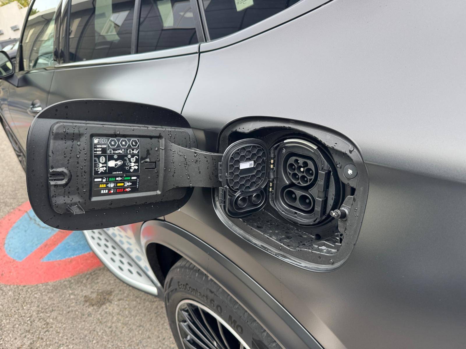 Image Mercedes-Benz GLC COUPÉ GLC 300 de Hybrid EQ 4MATIC Coupé AMG Line  GLC 300 d e Hybrid EQ 4MATIC Coupé AMG Line