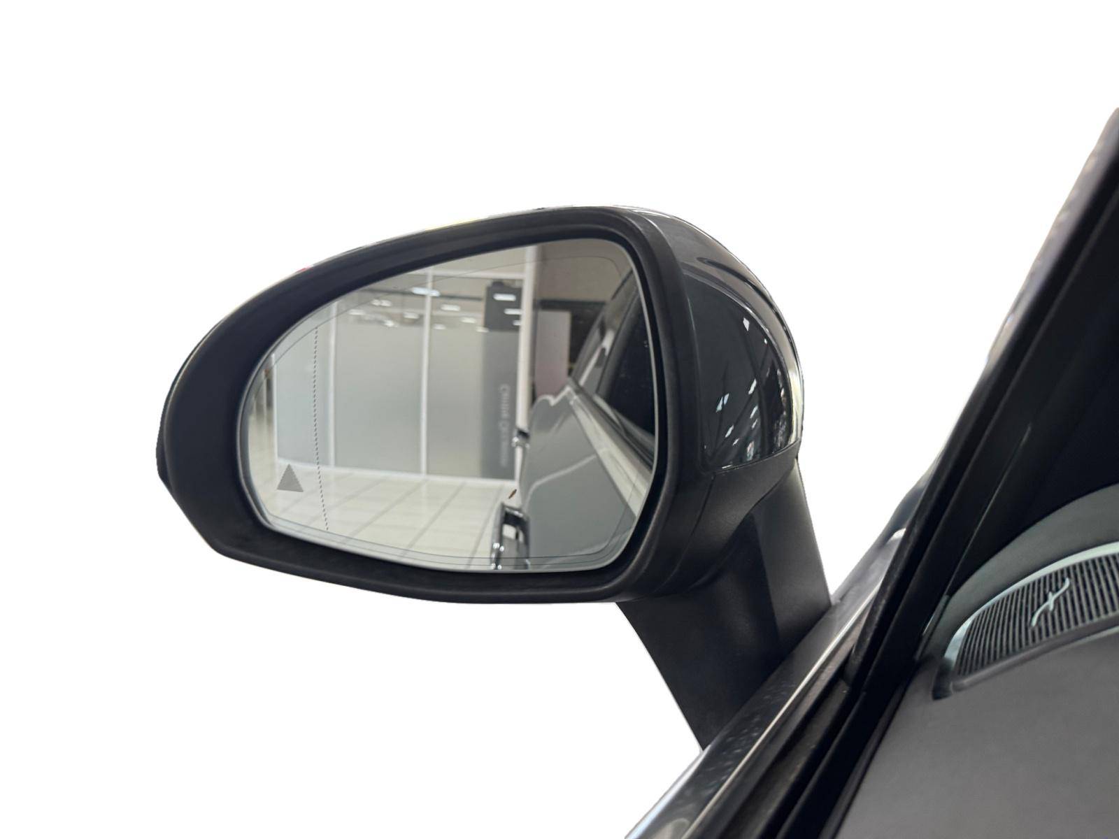 Image Mercedes-Benz EQE BERLINE EQE 350+ AMG Line  EQE SUV 350+ AMG Line