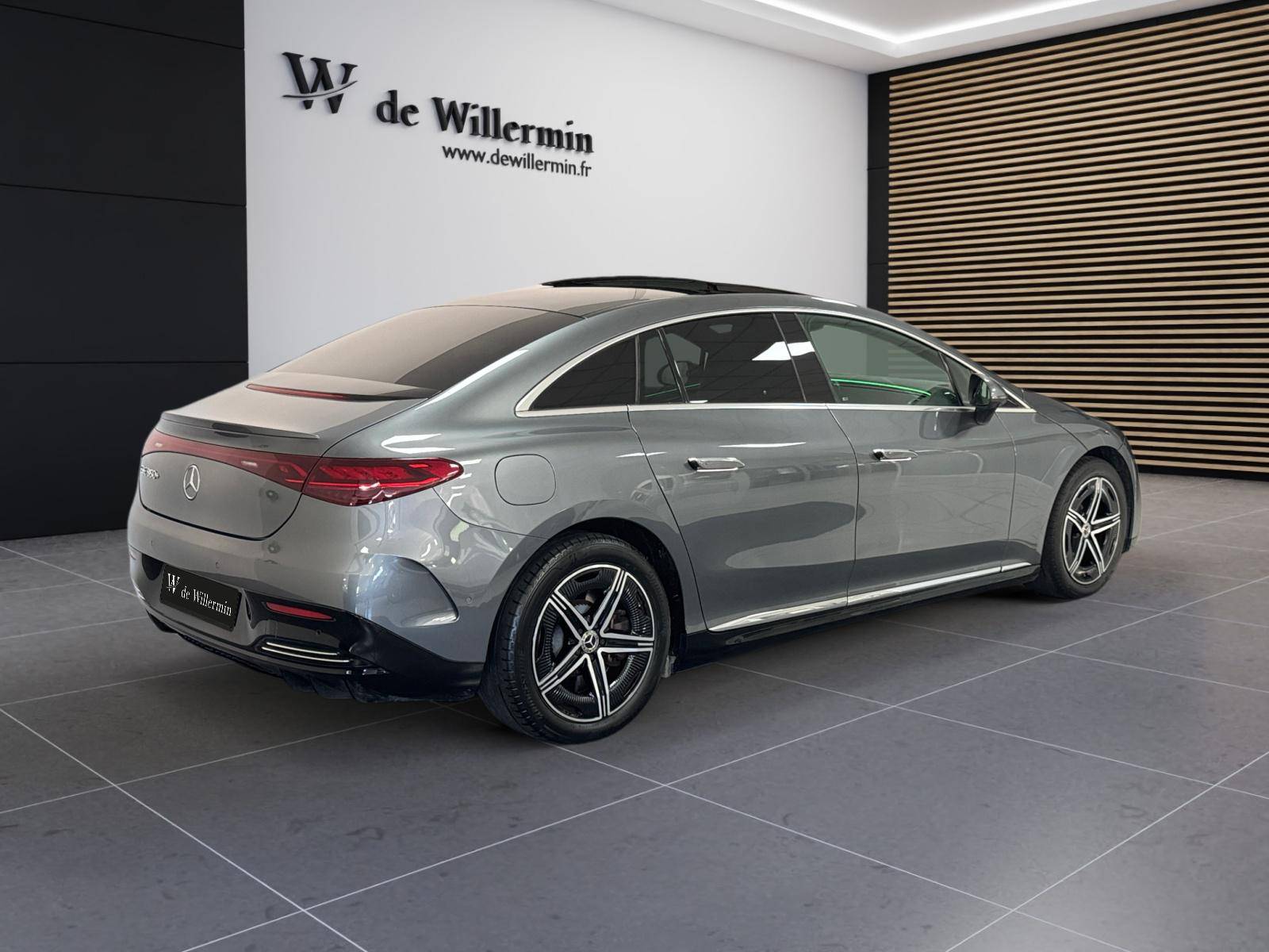 Image Mercedes-Benz EQE BERLINE EQE 350+ AMG Line  EQE SUV 350+ AMG Line