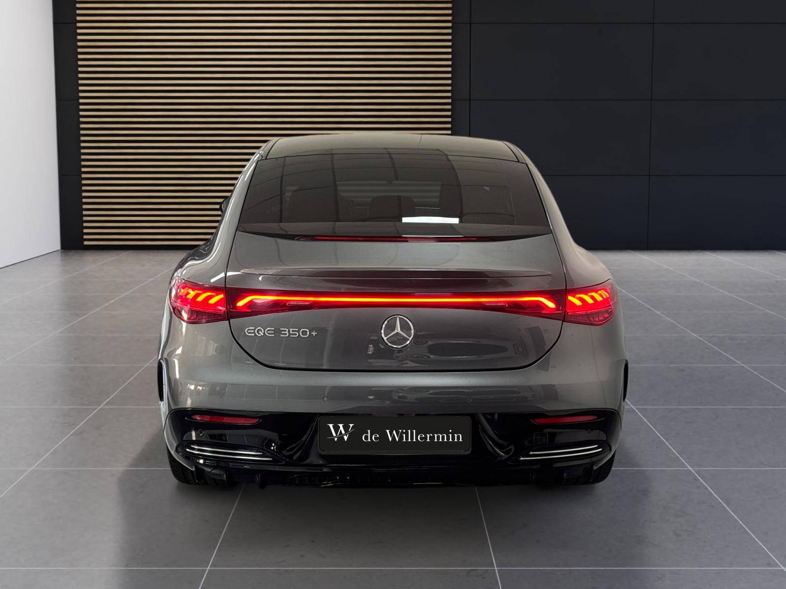 Image Mercedes-Benz EQE BERLINE EQE 350+ AMG Line  EQE SUV 350+ AMG Line