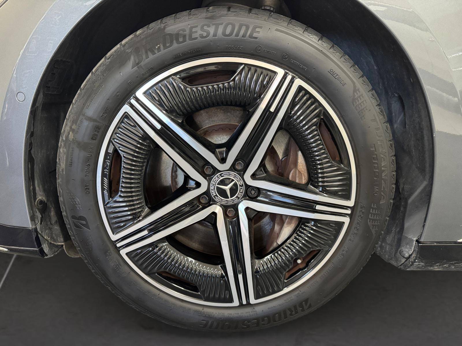 Image Mercedes-Benz EQE BERLINE EQE 350+ AMG Line  EQE SUV 350+ AMG Line