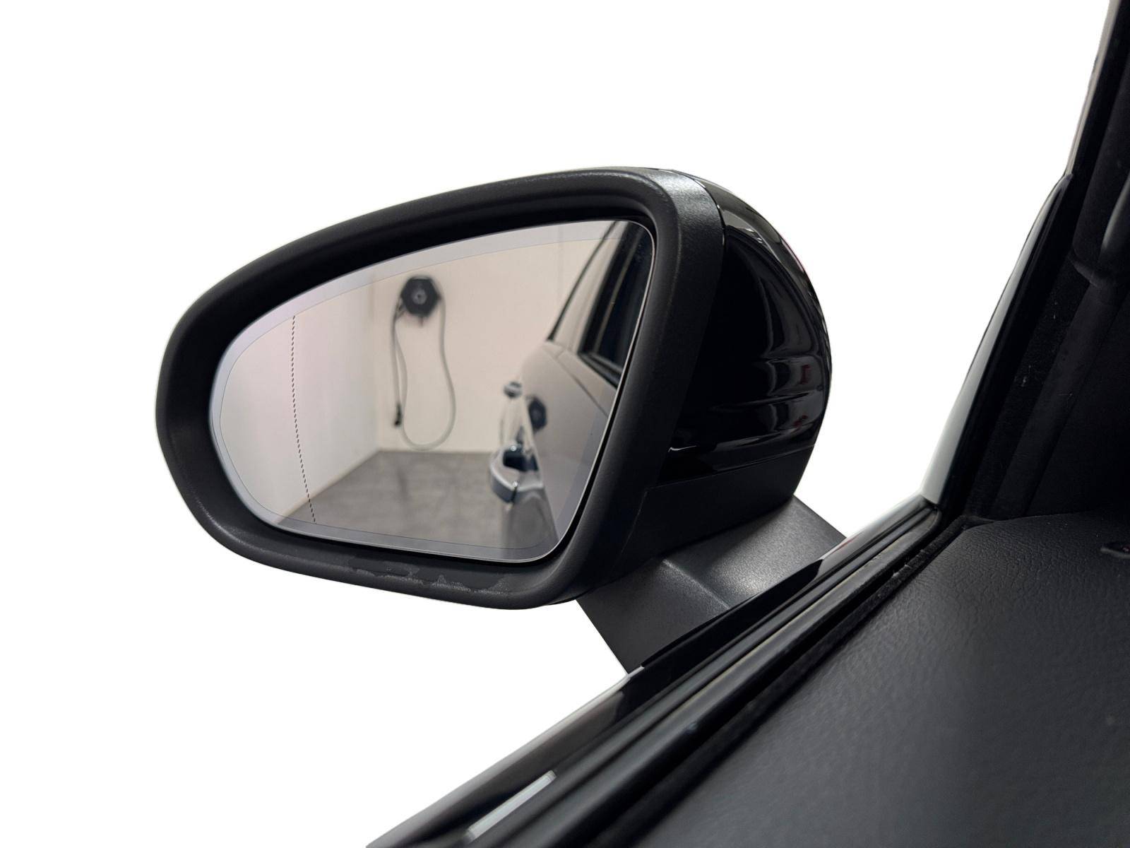 Image Mercedes-Benz CLASSE A 180 AMG Line  Classe A 180 7G-DCT AMG Line