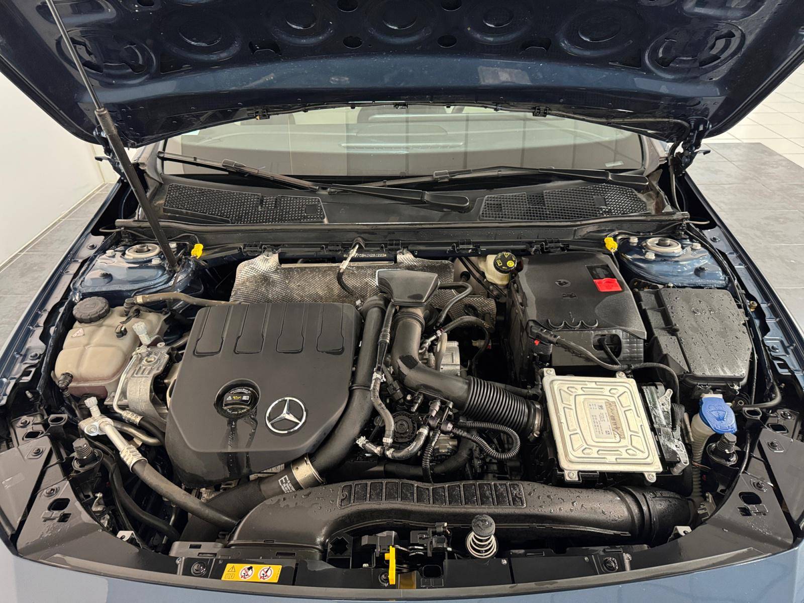 Image Mercedes-Benz CLASSE A 180 AMG Line  Classe A 180 7G-DCT AMG Line