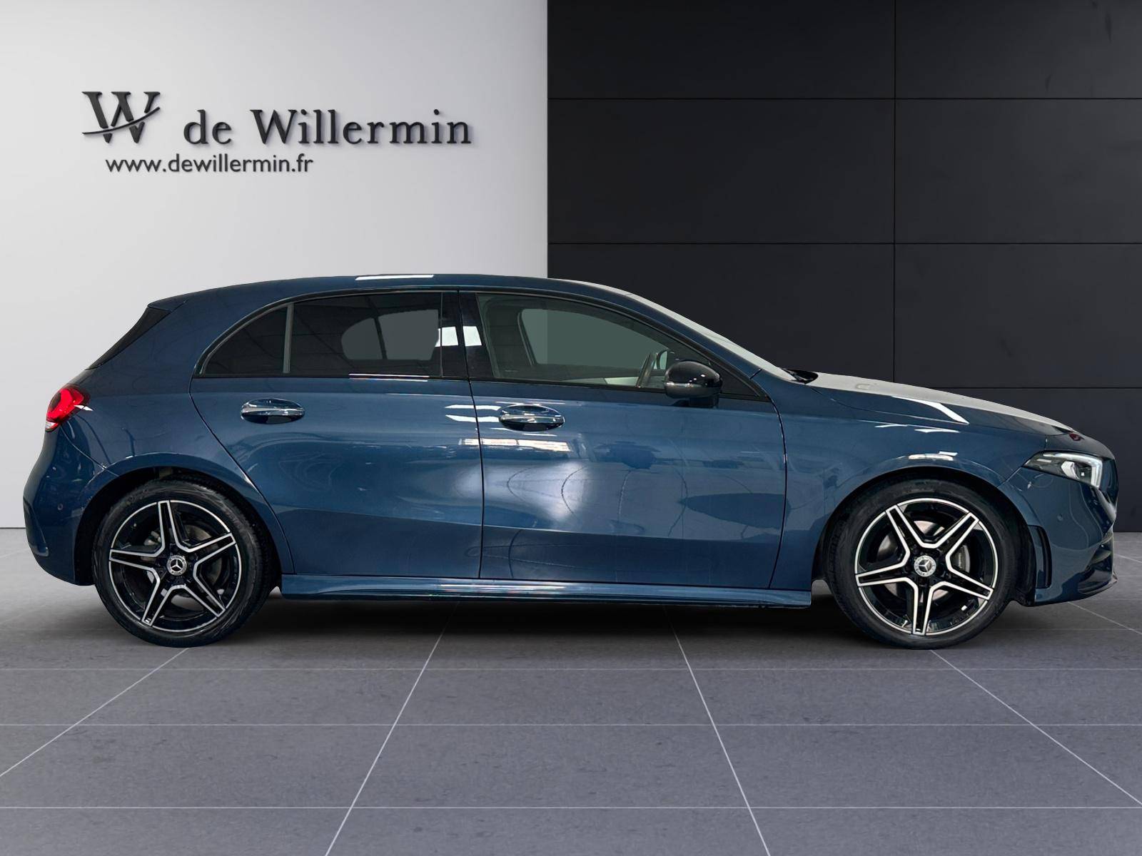 Image Mercedes-Benz CLASSE A 180 AMG Line  Classe A 180 7G-DCT AMG Line