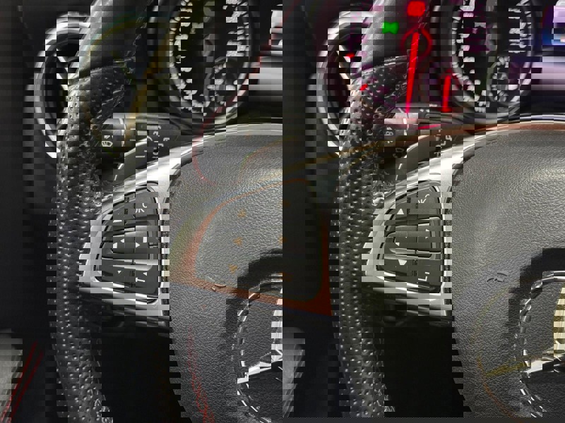 Image Mercedes-Benz GLA 200 Fascination  GLA 200 Fascination