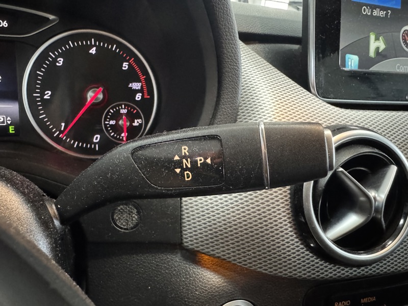 Image Mercedes-Benz CLASSE B B 180 d Sensation  