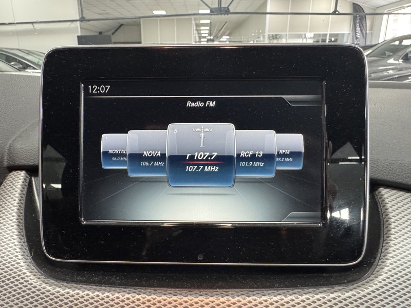 Image Mercedes-Benz CLASSE B B 180 d Sensation  