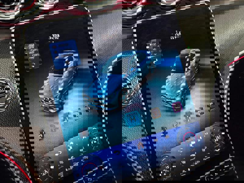 Image Mercedes-Benz CLASSE C BERLINE Classe C 300 e Hybrid EQ Berline AMG Line  