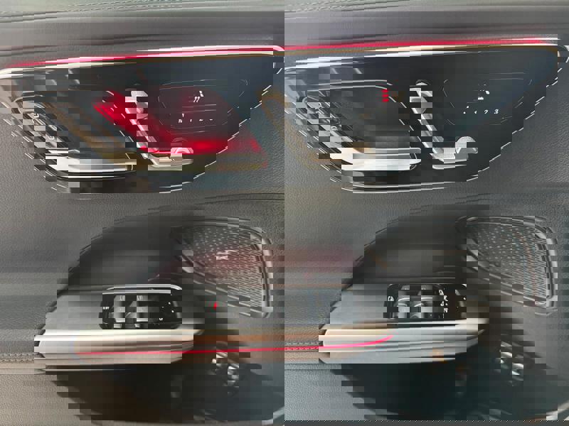 Image Mercedes-Benz CLASSE C BERLINE Classe C 300 e Hybrid EQ Berline AMG Line  