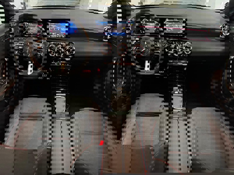 Image Mercedes-Benz CLASSE A 250 e Hybrid EQ AMG Line  Classe A 250 e Hybrid EQ AMG Line