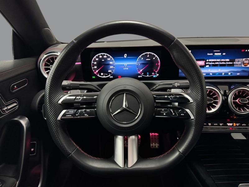 Image Mercedes-Benz CLA COUPÉ CLA 200 d Coupé AMG Line  CLA 200 d Coupé AMG Line