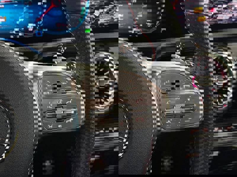 Image Mercedes-Benz CLASSE A 250 e AMG Line  Classe A 250 4MATIC AMG Line