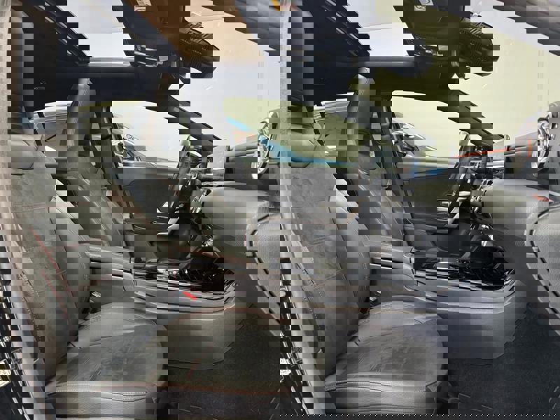 Image Mercedes-Benz CLASSE A 250 e AMG Line  Classe A 250 4MATIC AMG Line