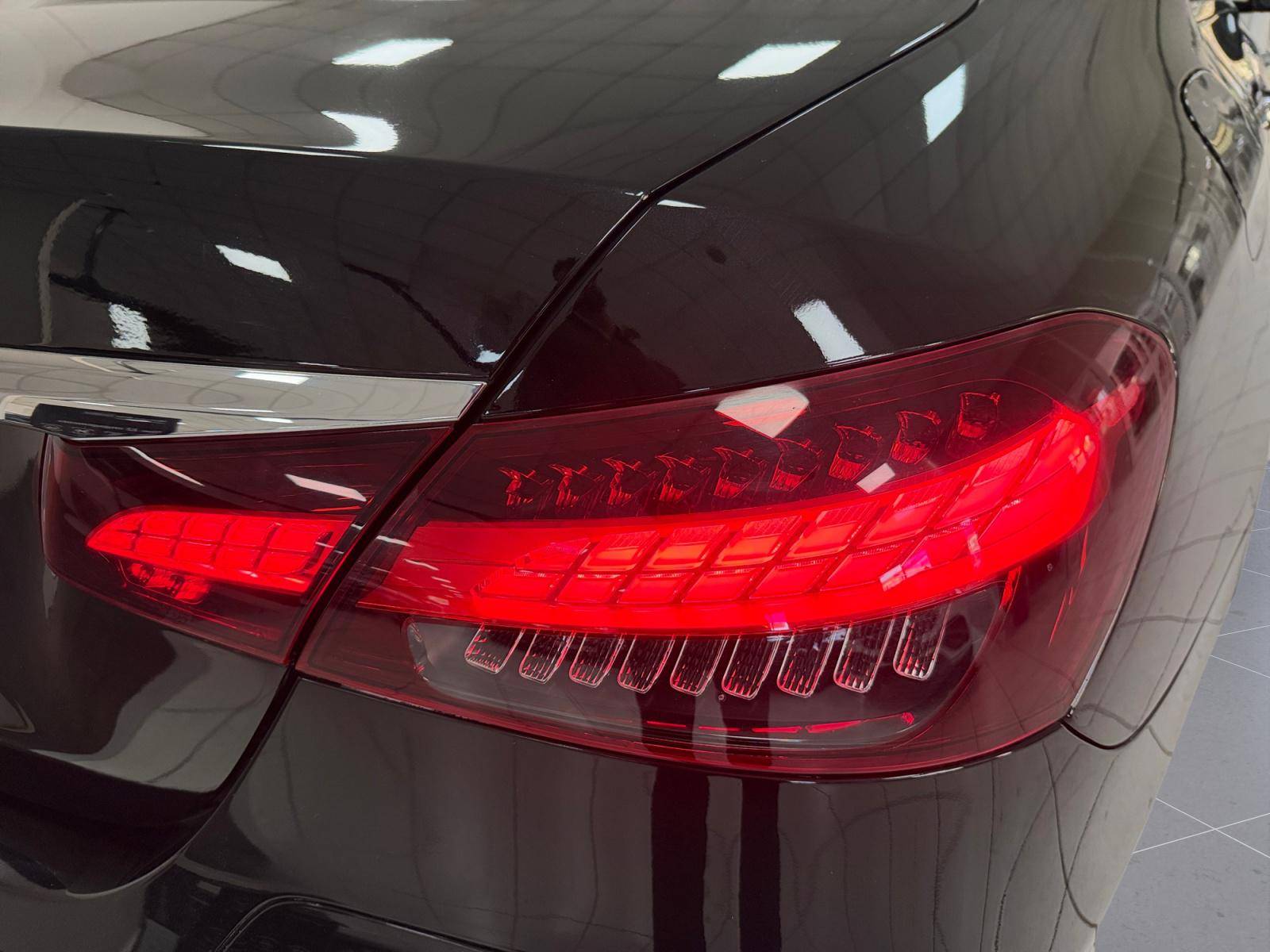 Image Mercedes-Benz CLASSE E BERLINE Classe E 300 de AMG Line Berline  Classe E 300 de 9G-Tronic AMG Line