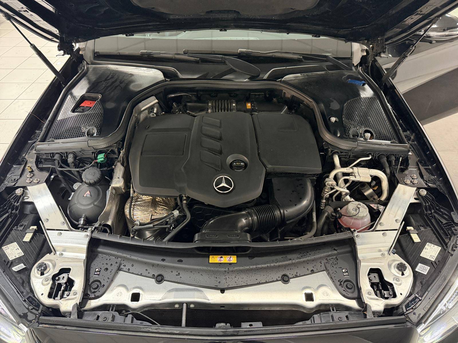 Image Mercedes-Benz CLASSE E BERLINE Classe E 300 de AMG Line Berline  Classe E 300 de 9G-Tronic AMG Line