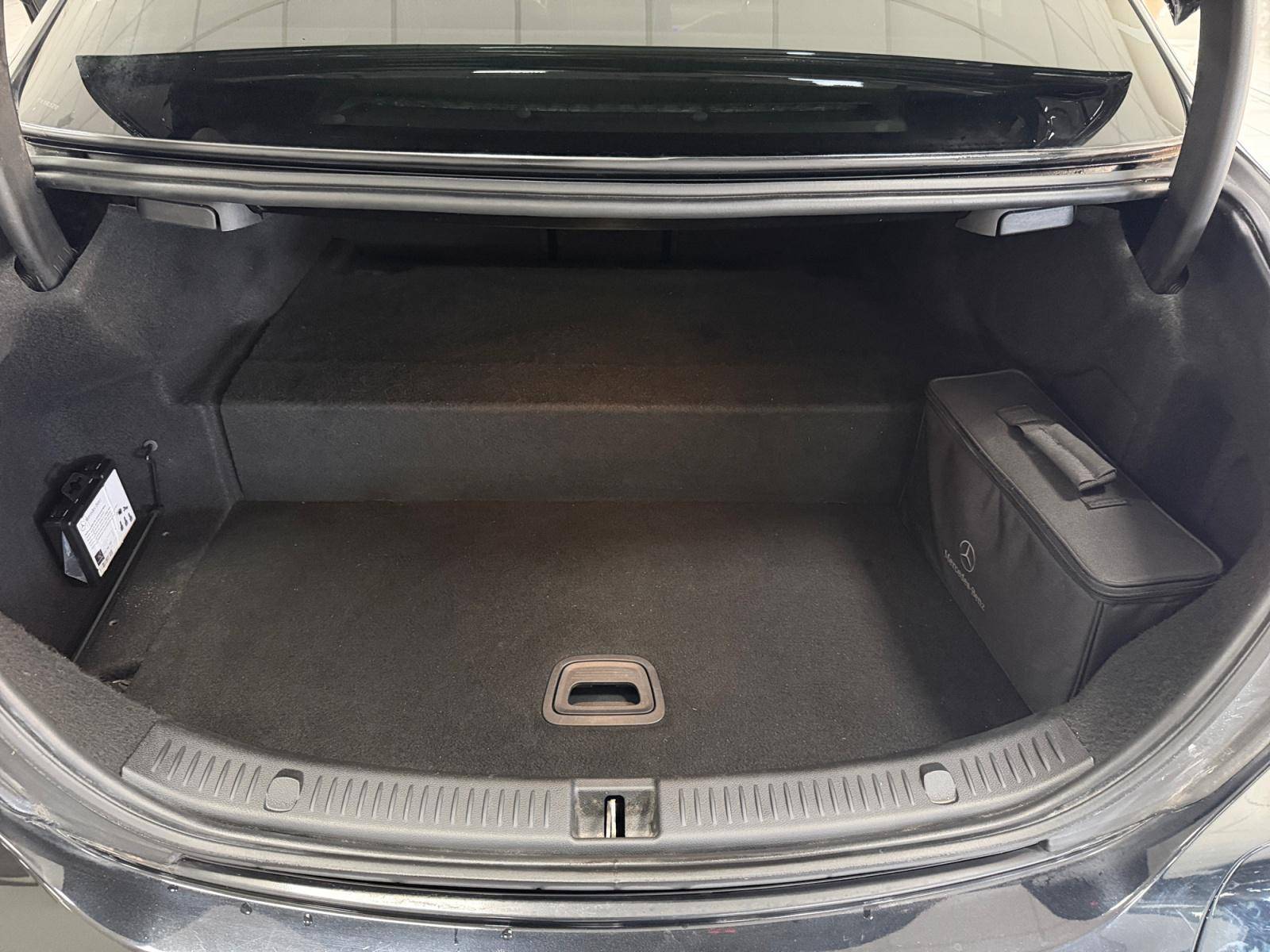 Image Mercedes-Benz CLASSE E BERLINE Classe E 300 de AMG Line Berline  Classe E 300 de 9G-Tronic AMG Line