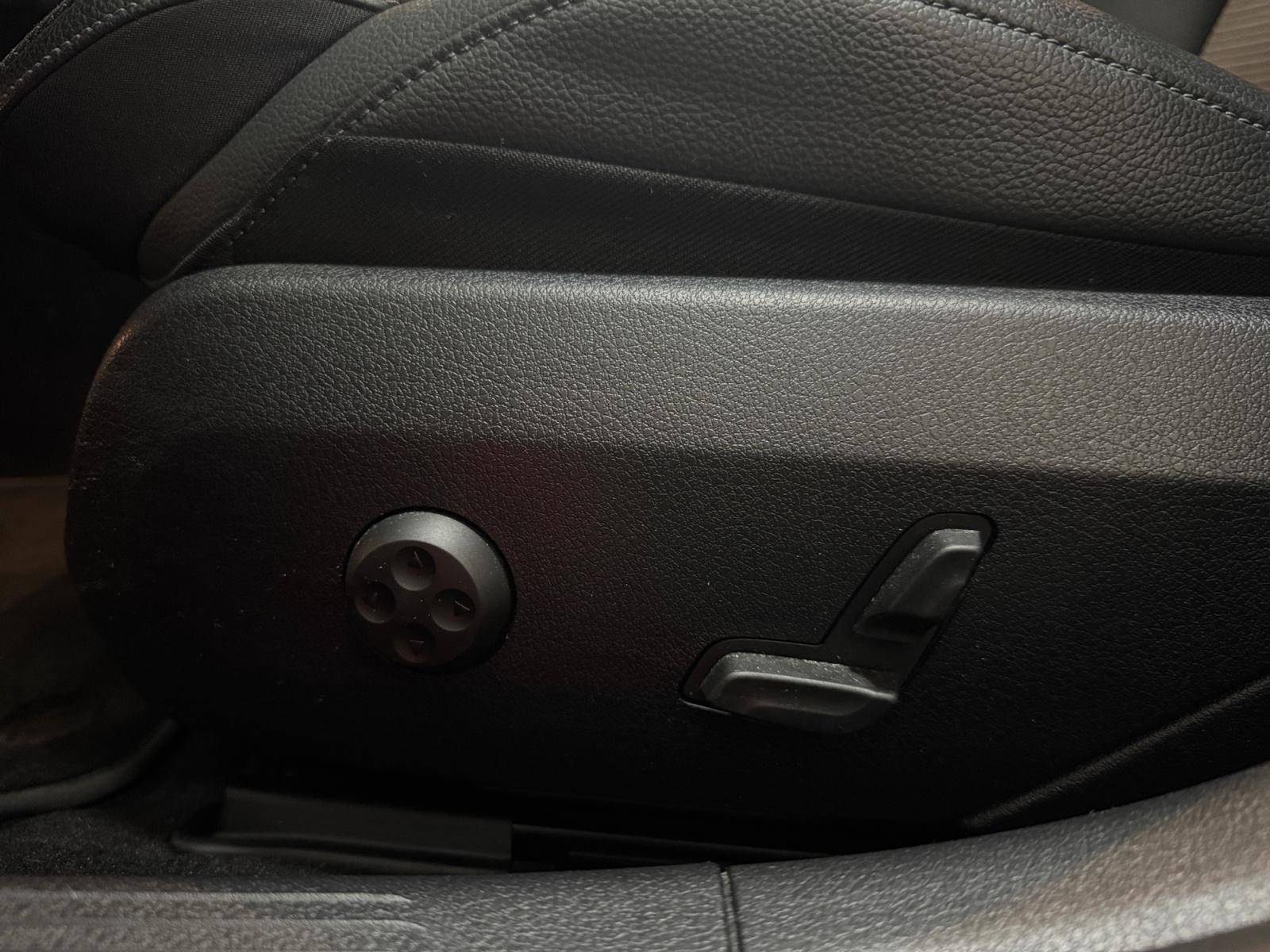 Image Mercedes-Benz CLASSE C BREAK Classe C 300 e Hybrid EQ Break Avantgarde Line  Classe C Break 300 e 9G-Tronic Avantgarde Line