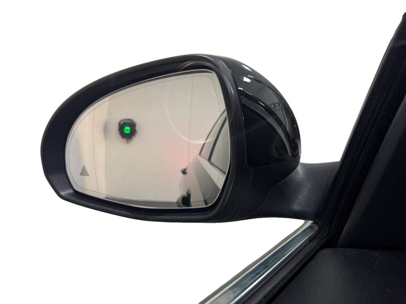 Image Mercedes-Benz CLASSE C BREAK Classe C 300 e Hybrid EQ Break Avantgarde Line  Classe C Break 300 e 9G-Tronic Avantgarde Line