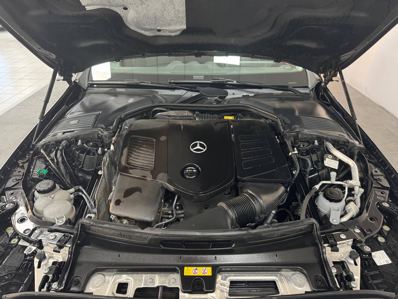 Image Mercedes-Benz CLASSE C BREAK Classe C 300 e Hybrid EQ Break Avantgarde Line  Classe C Break 300 e 9G-Tronic Avantgarde Line