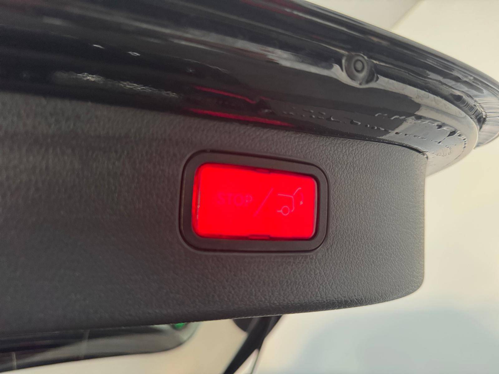 Image Mercedes-Benz CLASSE C BREAK Classe C 300 e Hybrid EQ Break Avantgarde Line  Classe C Break 300 e 9G-Tronic Avantgarde Line