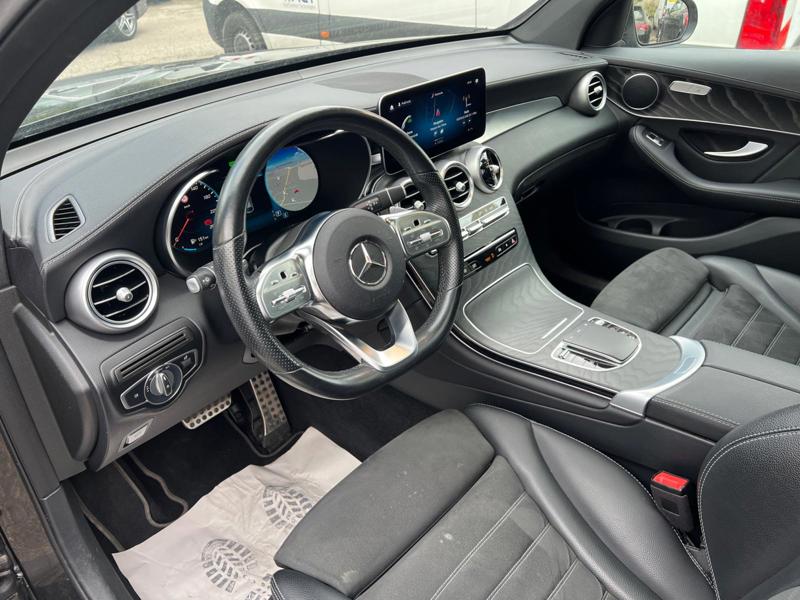 Image Mercedes-Benz GLC COUPÉ GLC 300e 4MATIC Coupé AMG Line  GLC Coupé 300 e 9G-Tronic 4Matic AMG Line