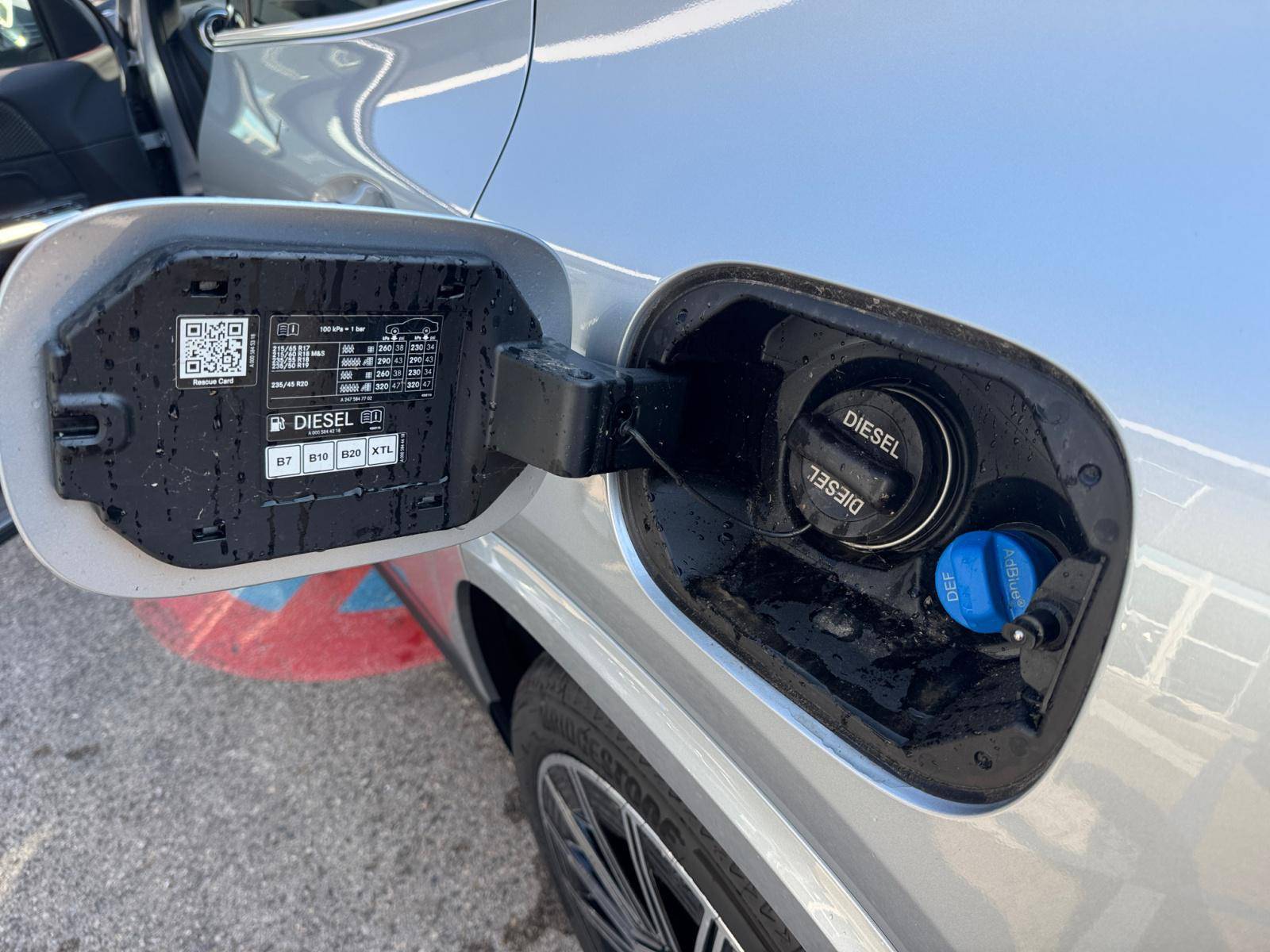 Image Mercedes-Benz GLA 200 d AMG Line  GLA 200 d AMG Line