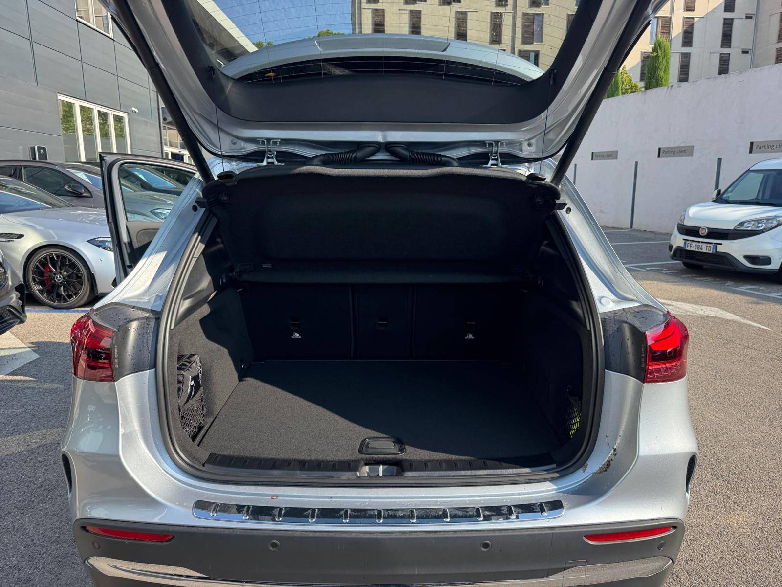 Image Mercedes-Benz GLA 200 d AMG Line  GLA 200 d AMG Line