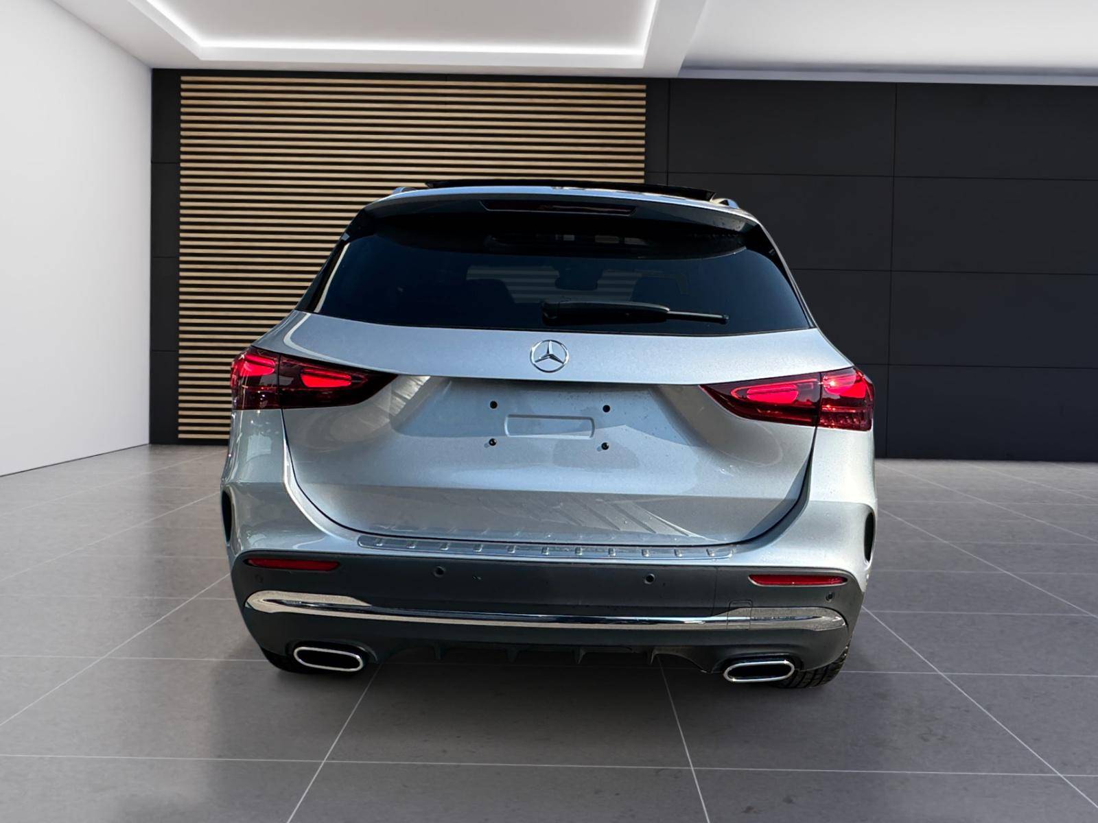 Image Mercedes-Benz GLA 200 d AMG Line  GLA 200 d AMG Line