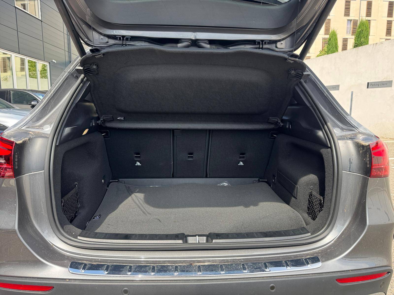 Image Mercedes-Benz GLA 200 d AMG Line  GLA 200 d AMG Line