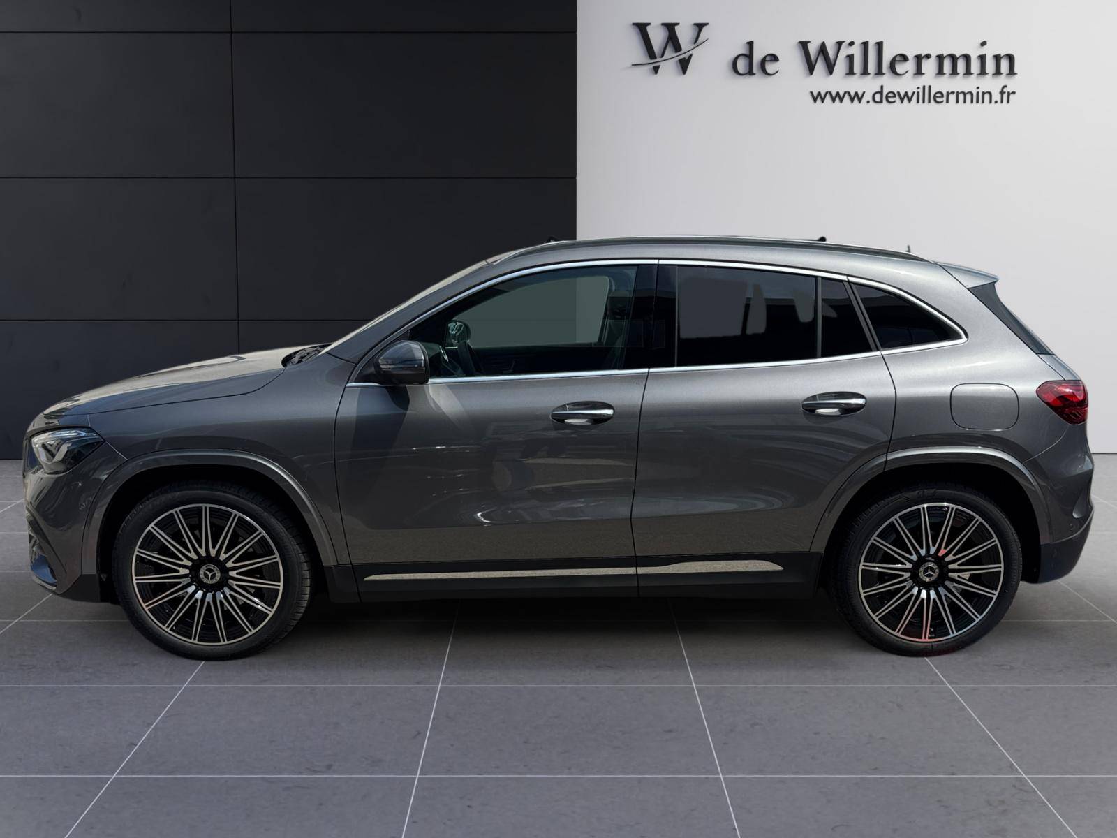 Image Mercedes-Benz GLA 200 d AMG Line  GLA 200 d AMG Line