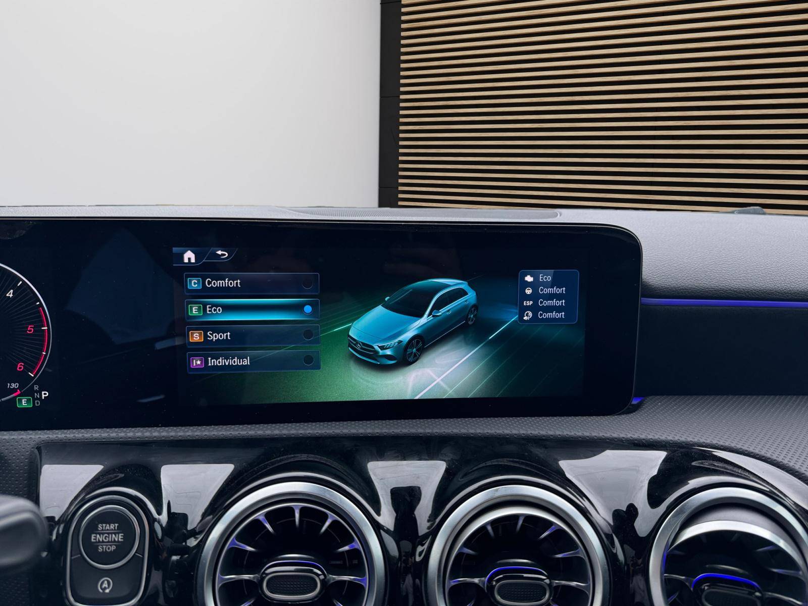 Image Mercedes-Benz CLASSE A 200 d AMG Line  Classe A 200 d AMG Line