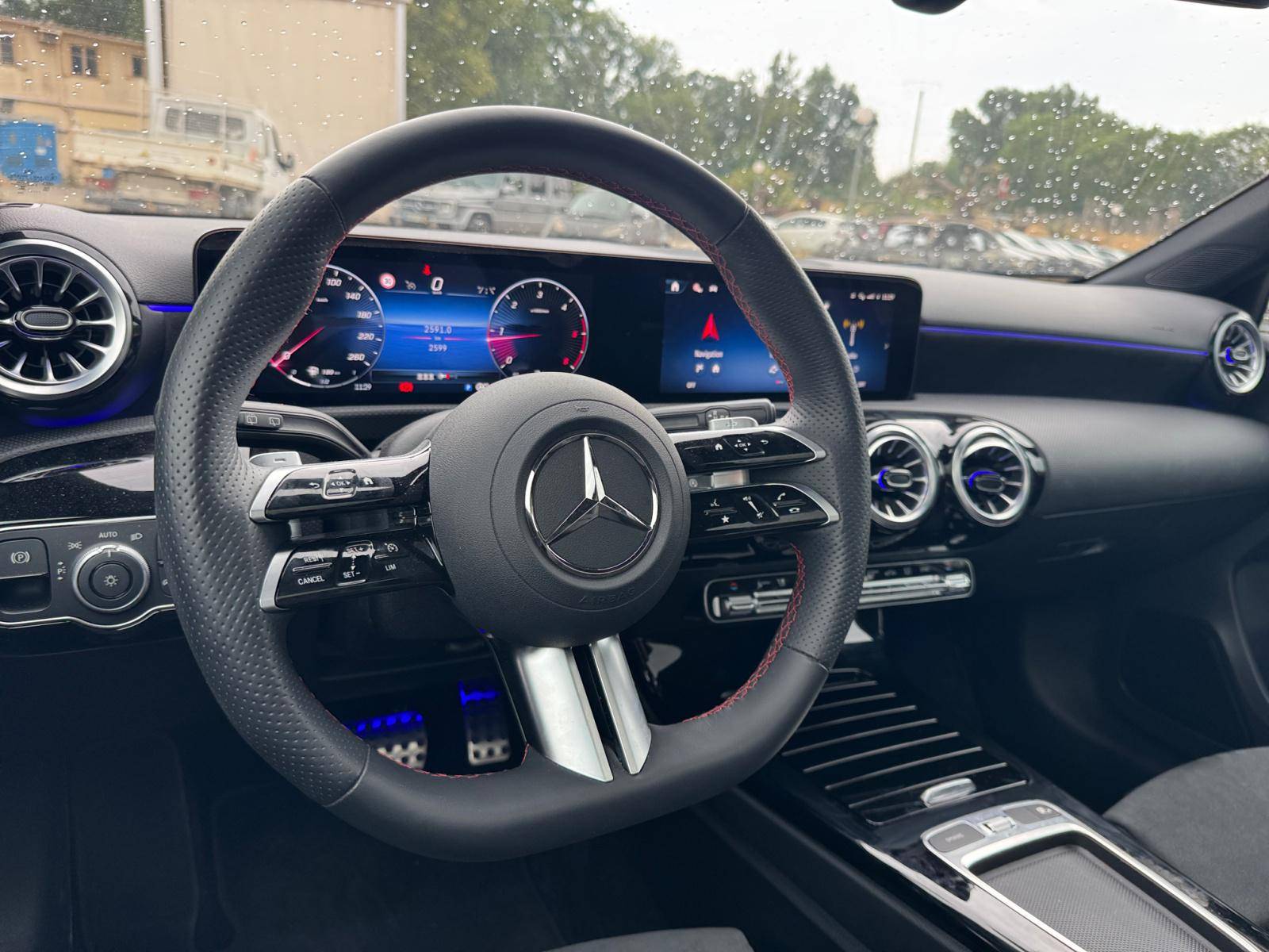 Image Mercedes-Benz CLASSE A 200 d AMG Line  Classe A 200 d AMG Line