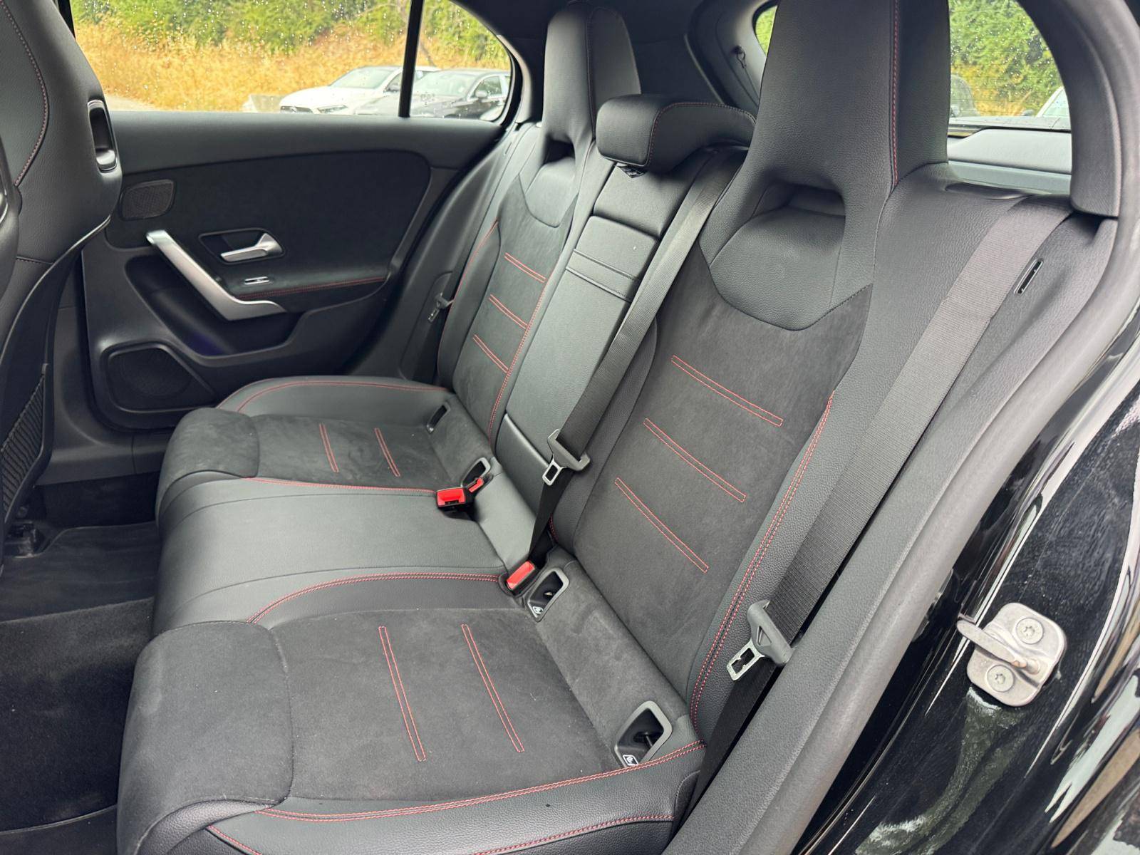 Image Mercedes-Benz CLASSE A 200 d AMG Line  Classe A 200 d AMG Line