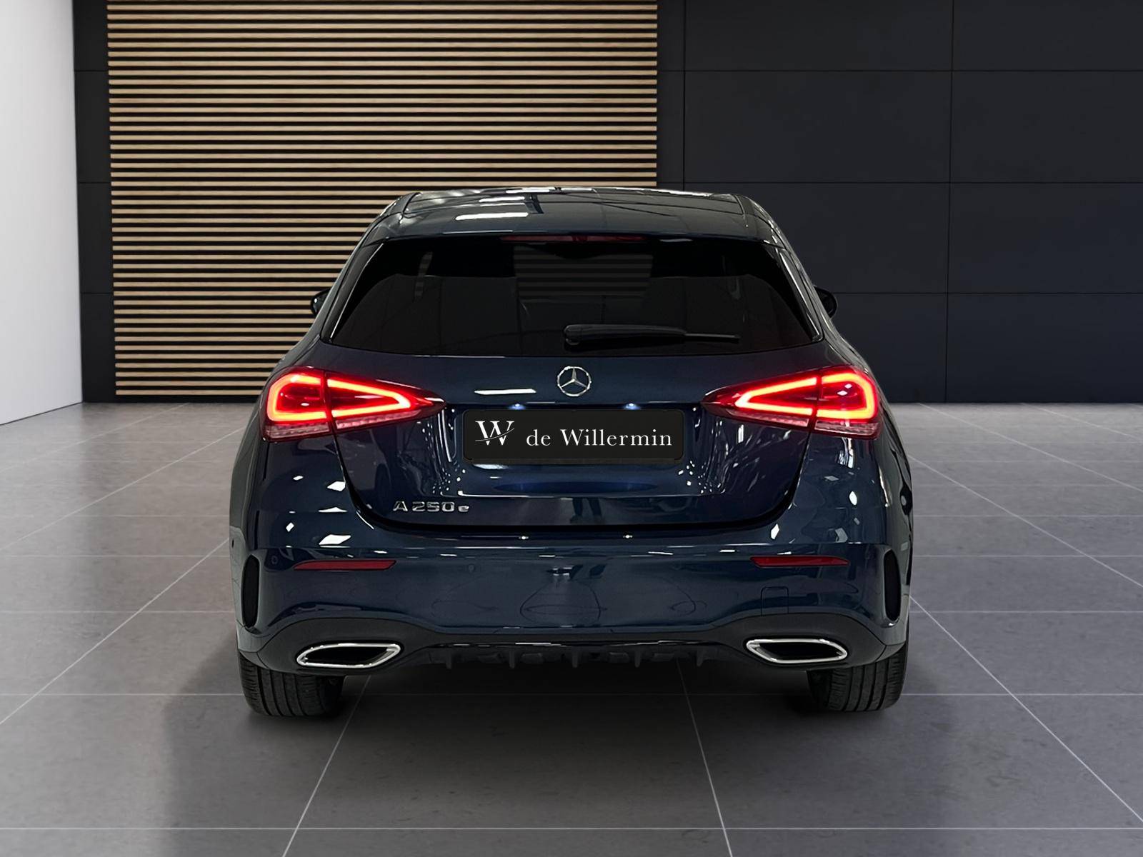 Image Mercedes-Benz CLASSE A 250 e AMG Line  Classe A 250 e 8G-DCT AMG Line