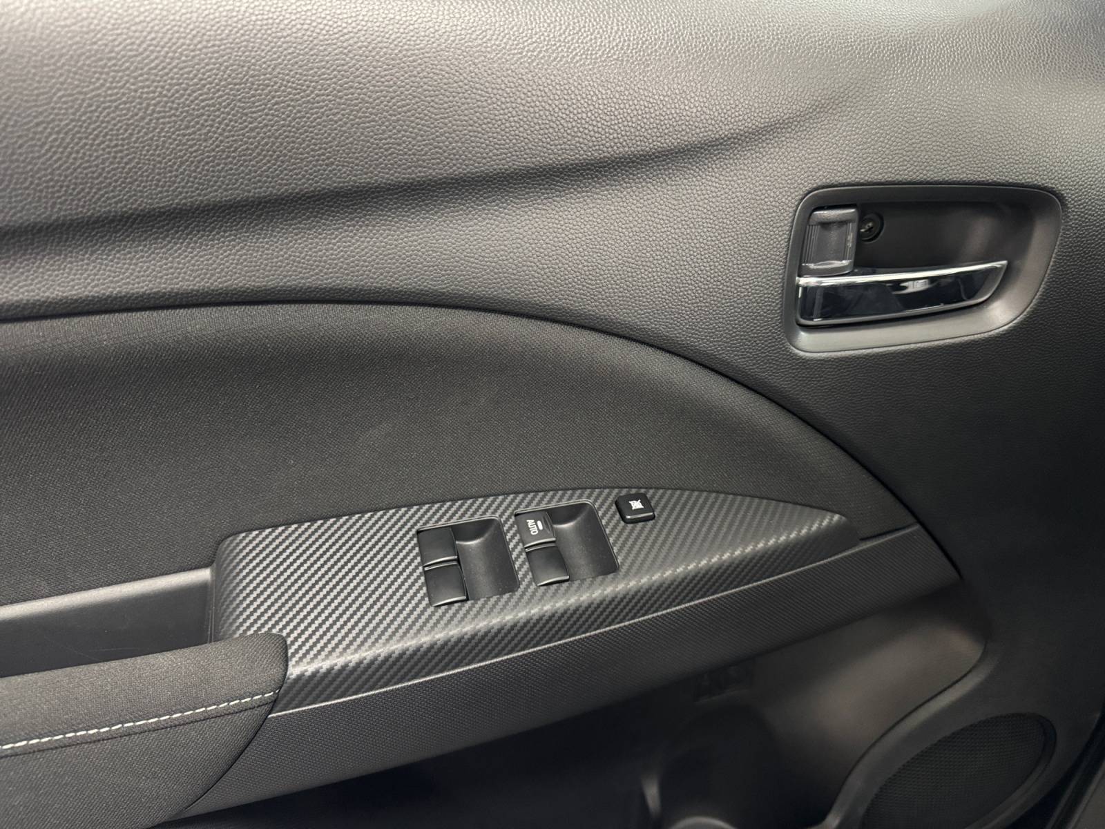 Image Mitsubishi SPACE STAR 1.2 MIVEC 71ch CVT AS&G Red Line Edition  