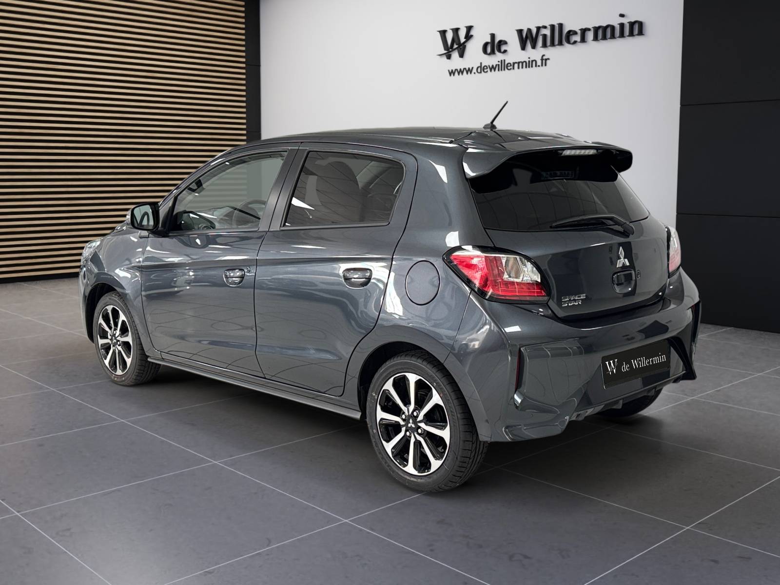 Image Mitsubishi SPACE STAR 1.2 MIVEC 71ch CVT AS&G Red Line Edition  