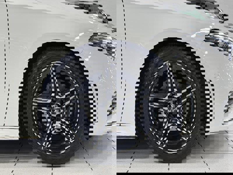 Image Mercedes-Benz CLASSE A 180 AMG Line  