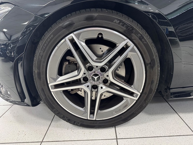 Image Mercedes-Benz CLA COUPÉ CLA 200 d Coupé AMG Line  