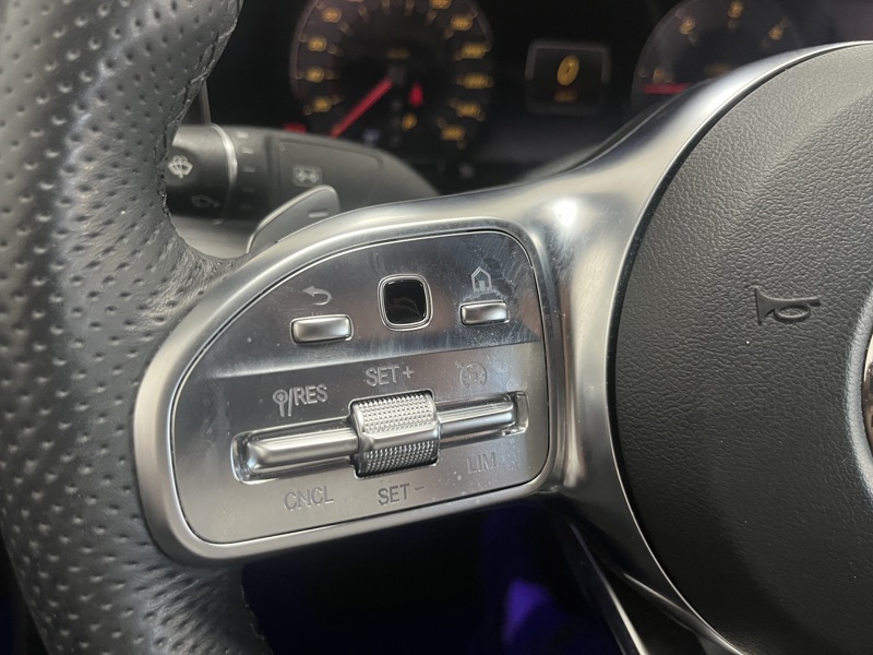 Image Mercedes-Benz CLASSE E COUPÉ Classe E 220 d 4MATIC AMG Line Coupé  Classe E Coupé 220 d 9G-Tronic 4-Matic AMG Line