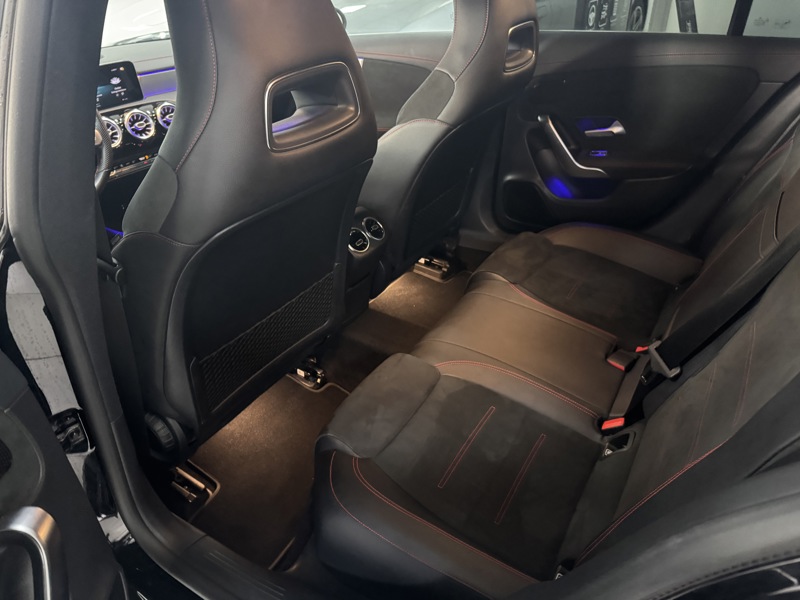 Image Mercedes-Benz CLA SHOOTING BRAKE CLA 200 d Shooting Brake AMG Line  